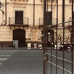 Manue\'S House