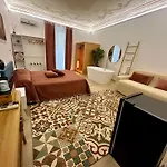 Massimo Rooms And Suite