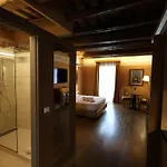 Palazzo De Gregorio - Apartments