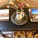 Deco Guest House