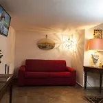 Camidu Boutique House