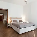 Quattro Canti Charming Flat