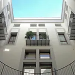 Alla Corte Maqueda