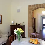 La Casa Di Tufo