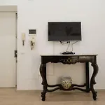 Casa Moneka Politeama