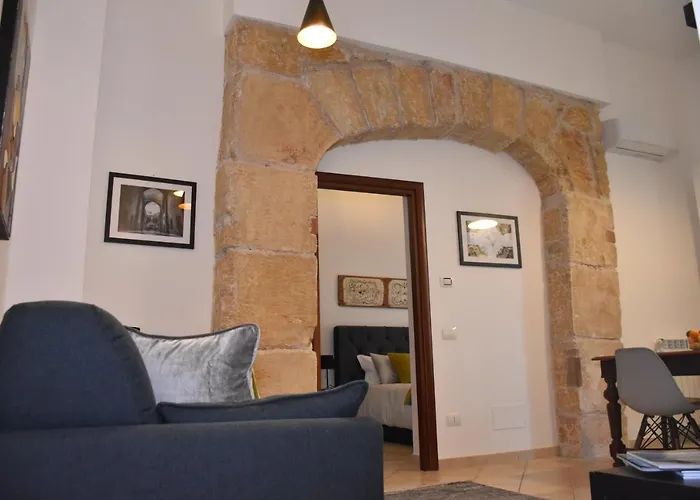 La Maison ai Quattro Canti
