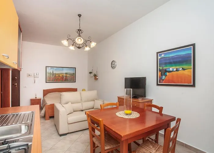 Politeama - Guest House #Pomelia