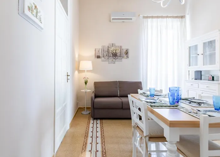 Stazione Notarbartolo Bright&Cozy Apartment