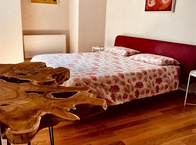 Lancia di Brolo apartment