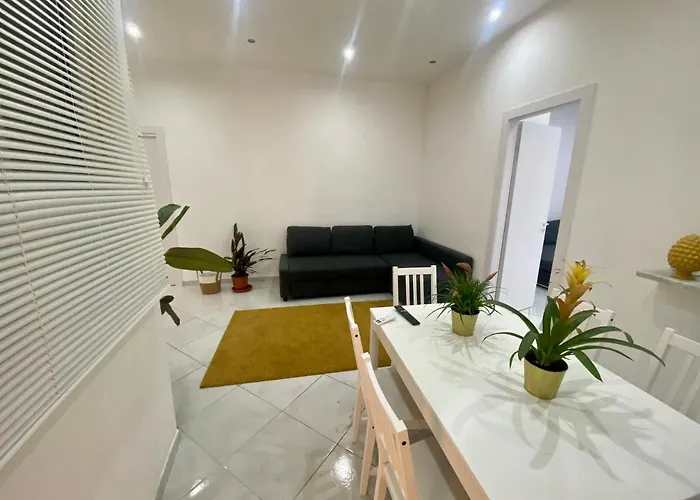 Marechiaro Apartments