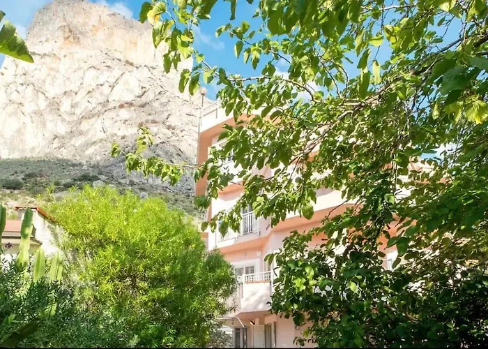 Sferracavallo Beach Panoramic Apartment
