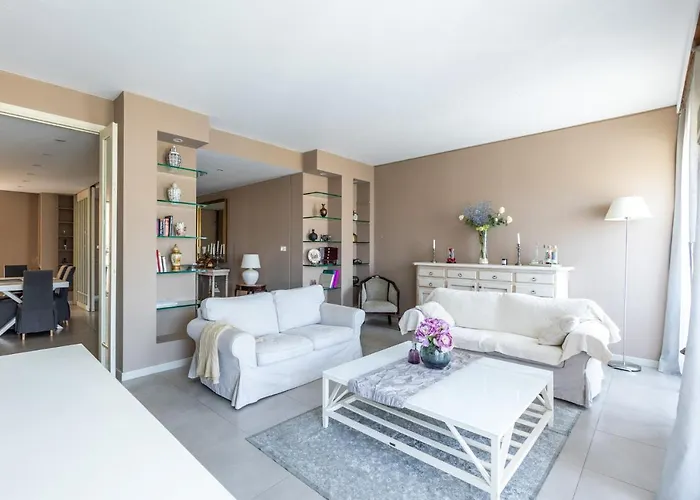 Central Suite