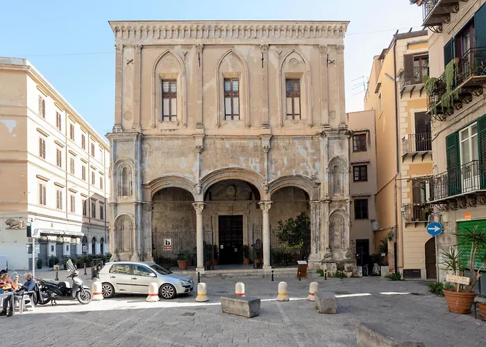 Porta Carbone Residence