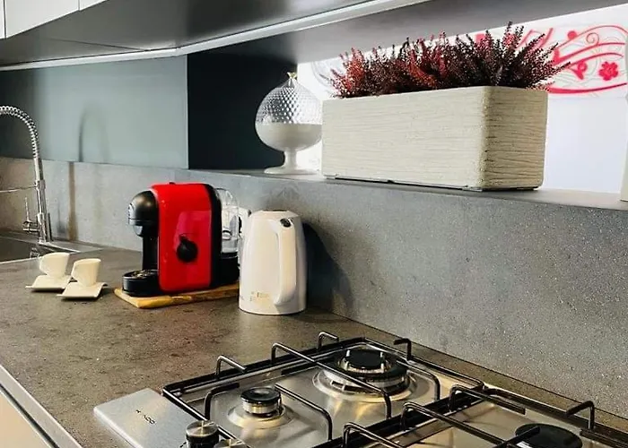 Alessi Design Suite Tra Centro E Mare
