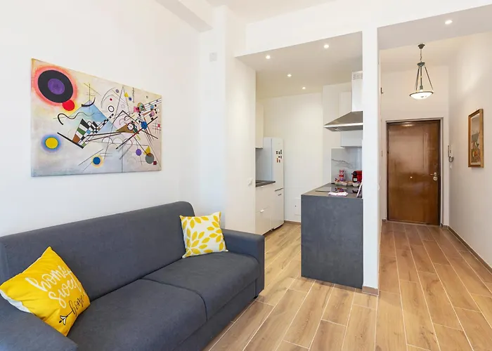 Anna\'S Central Apartment
