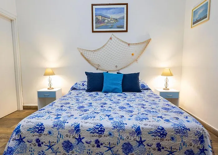 Lovely Apartment In Palermo-Sferracavallo