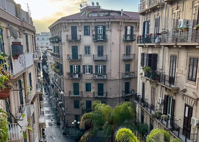 Castelnuovo Rooms #Politeama