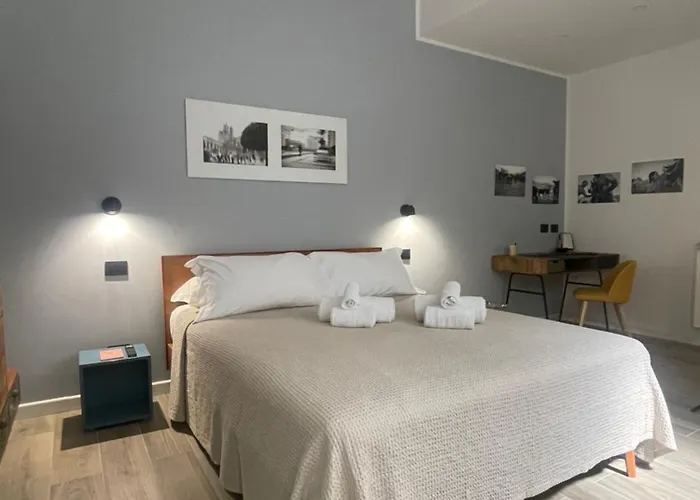Una Room