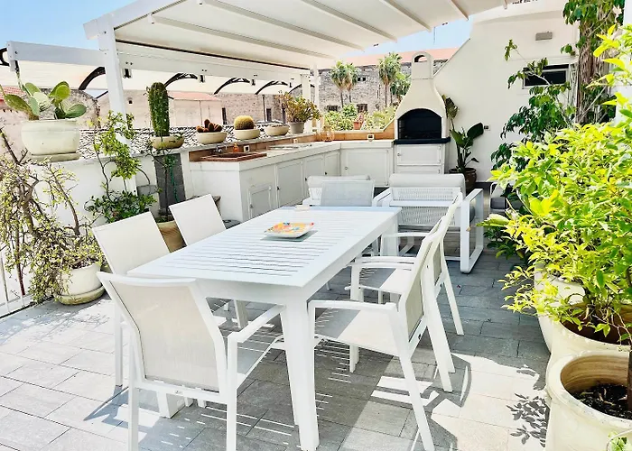 Gagini House & Terrace
