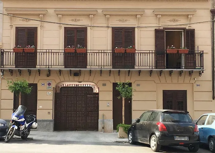 301B&B