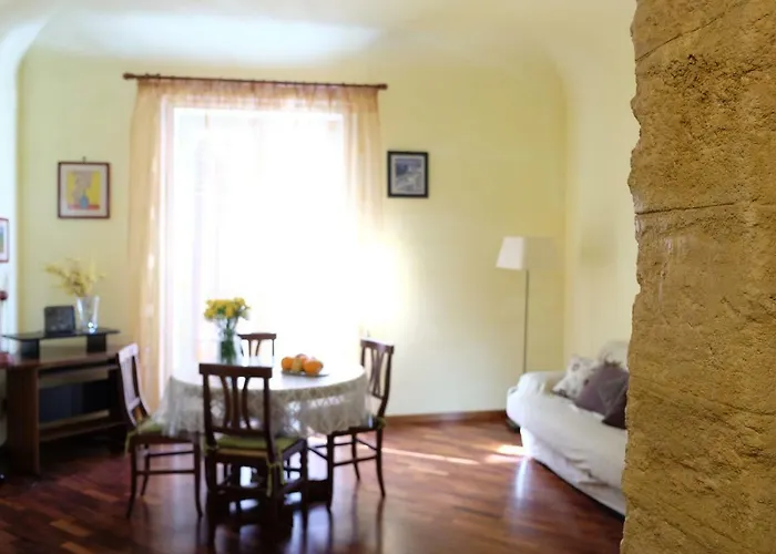 La Casa Di Tufo