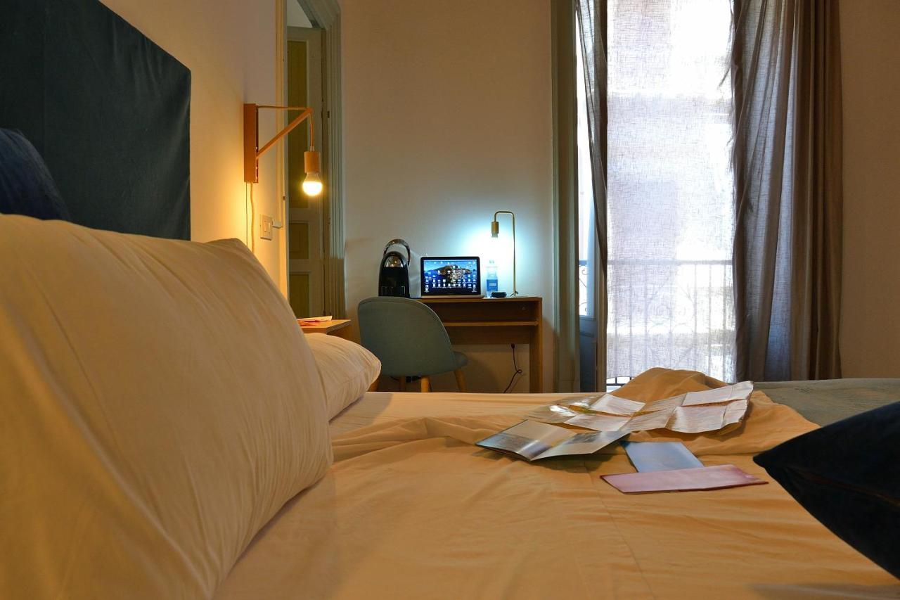 Bed & Breakfast Pal Art &