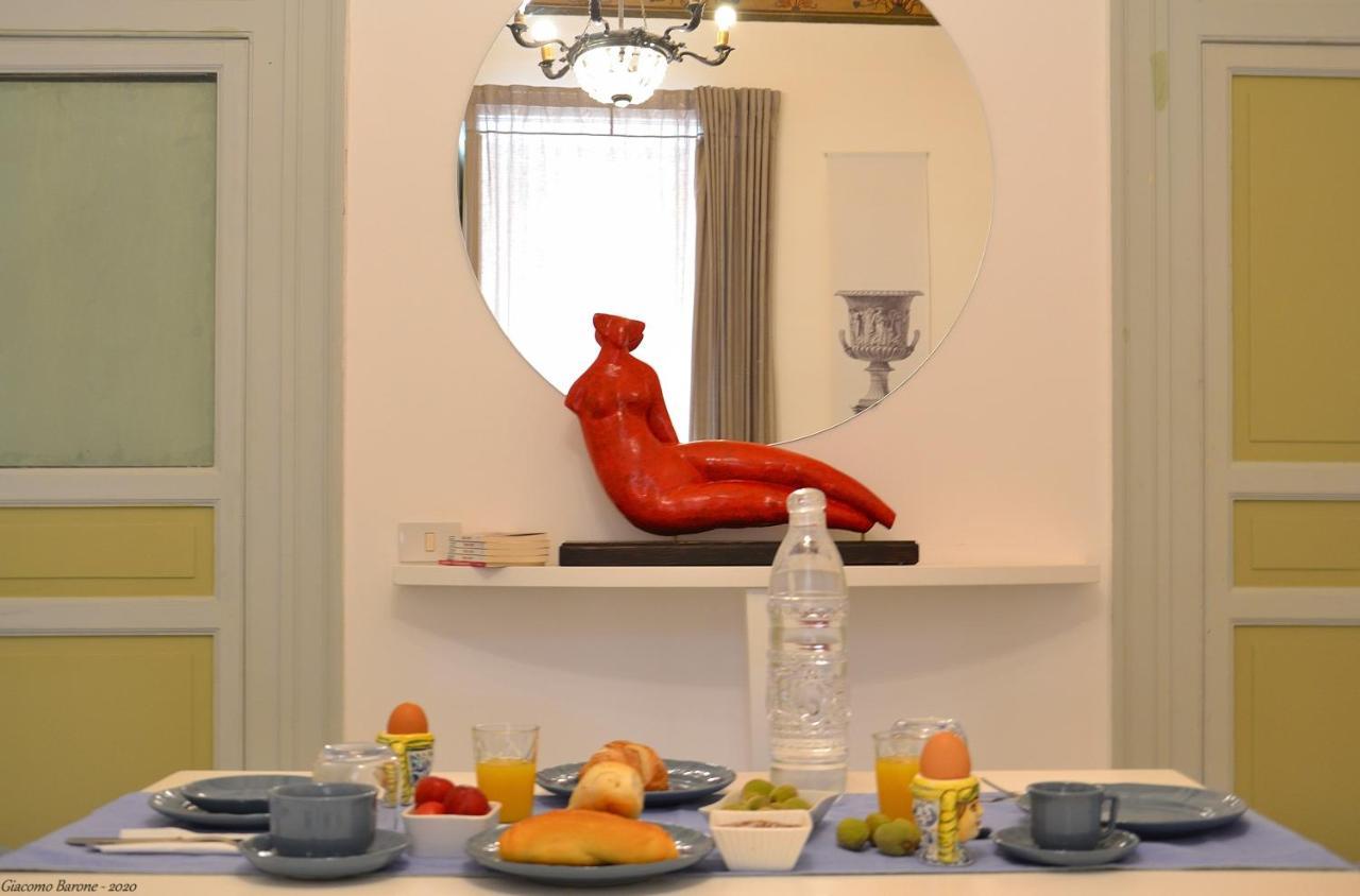 Bed & Breakfast Pal Art &