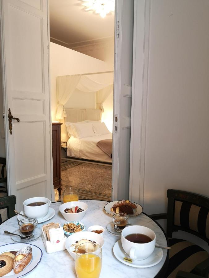 Acomodação com café da manhã  Garden In Private On Via Liberta