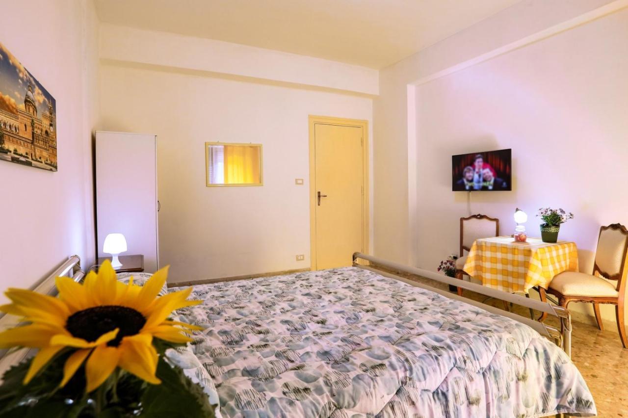 Bed & Breakfast A Casa Di Fra' Palermo