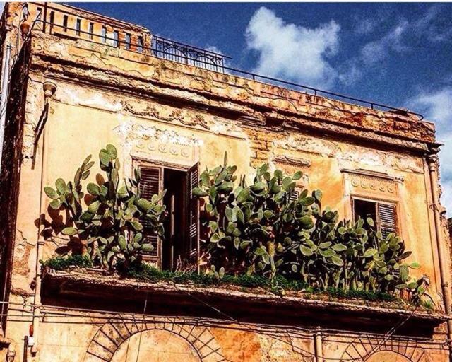 Casa Mia 2*