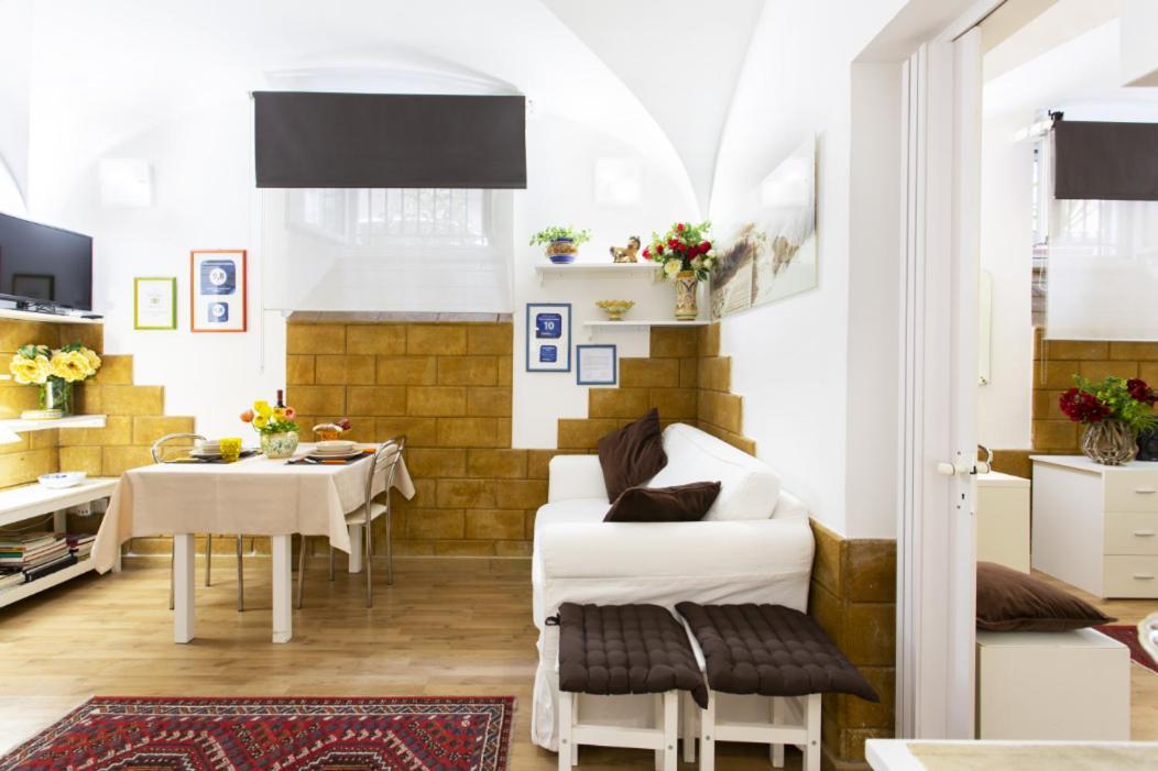 Palermo Central Holiday Apartment *