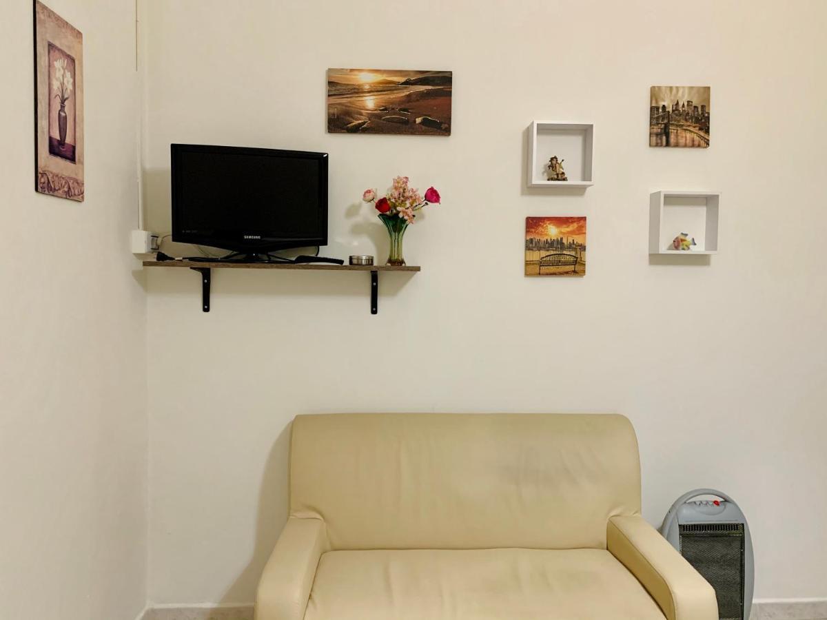 Monfenera 3 Apartment Palermo