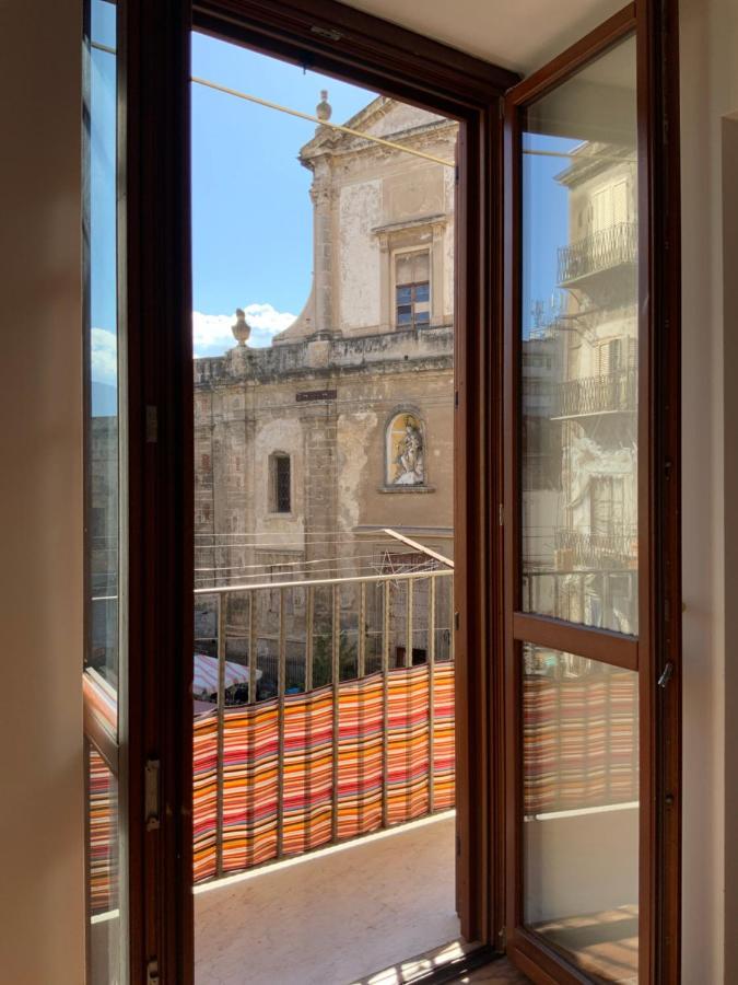 Apartment Ballaro House