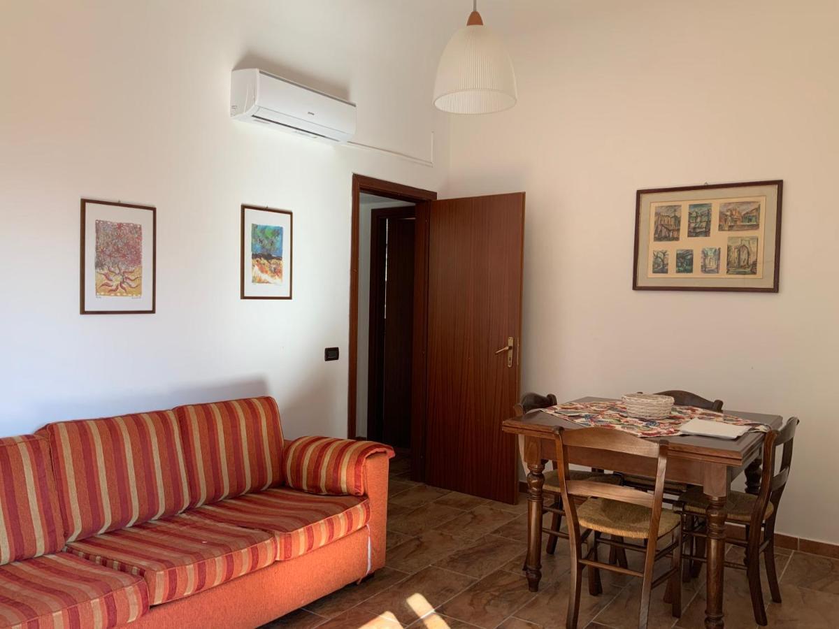 Ballaro House *