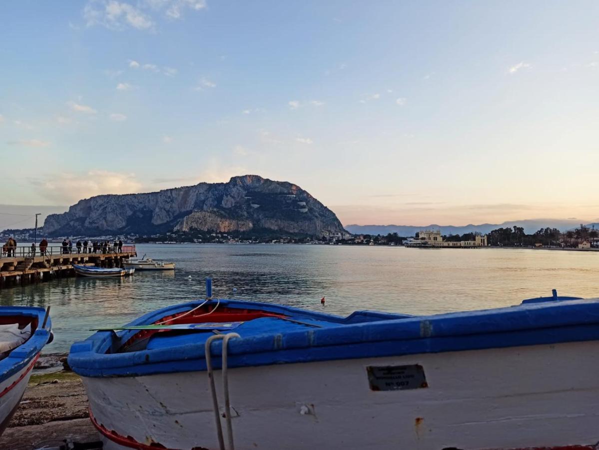 Casa Gianflo Mondello-palermo * Palermo