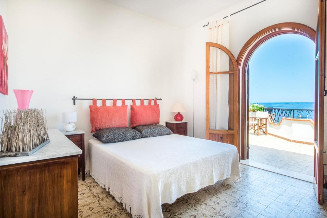 Villetta Di Fronte Al Mare Dell'addaura By Wonderful Italy Holiday home