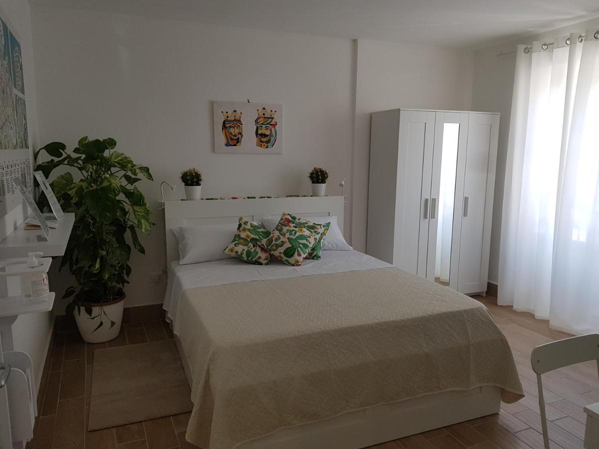 Guest house La Camera Di Stella - Ai Normanni 2*