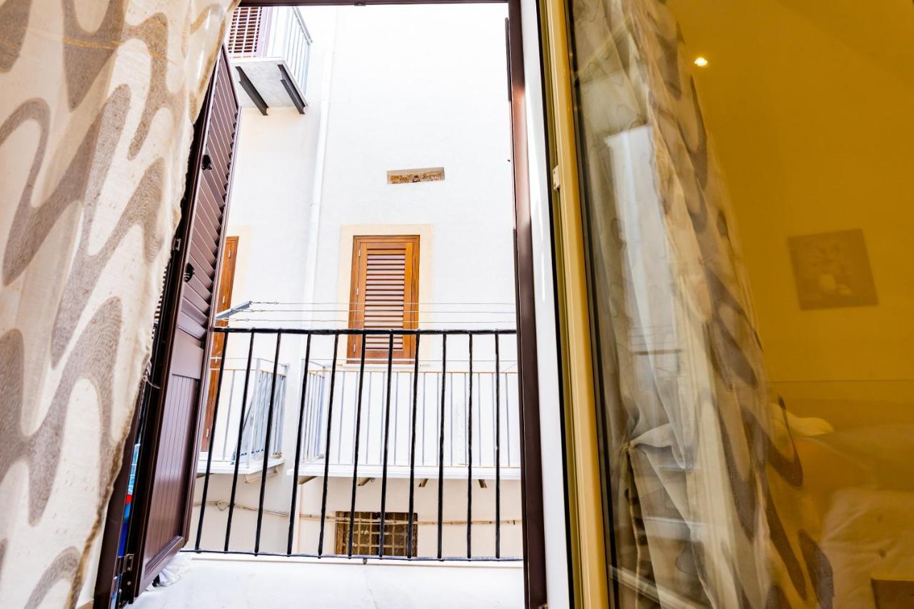 Apartment Meschita Little House