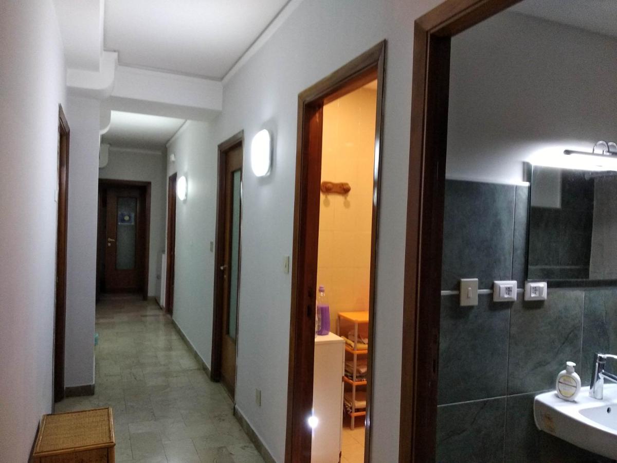 Casa Studenti E Giovani Turisti Fkk - Giochi Di Societa Ed Intimo Party - Volontari Benvenuti *