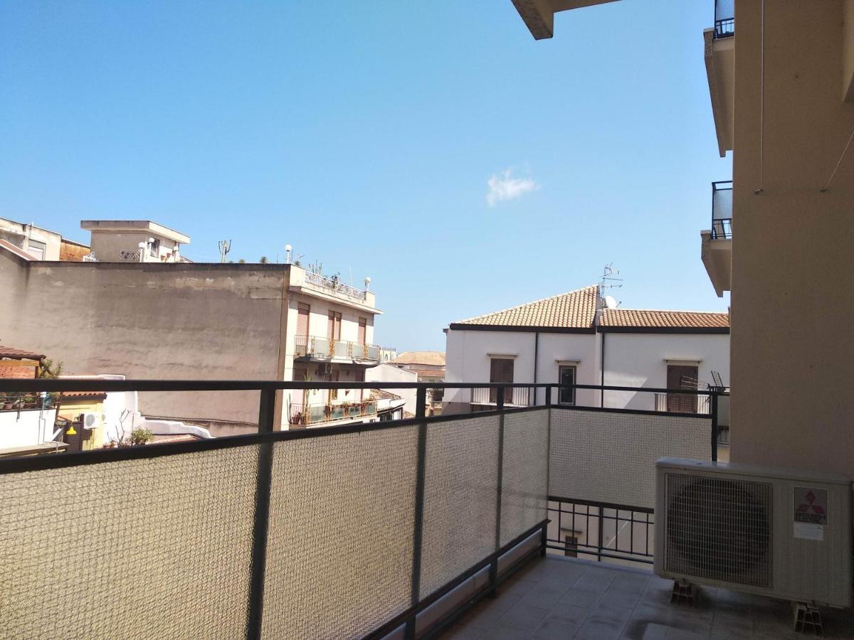 Homestay Solo Single Under 40 - Fkk Naturist Culture - Volunteer Welcome Palermo