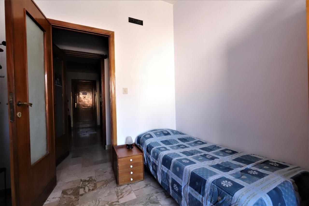 Hospedagem domiciliar Casa Studenti E Giovani Turisti Fkk - Giochi Di Societa Ed Intimo Party - Volontari Benvenuti Palermo