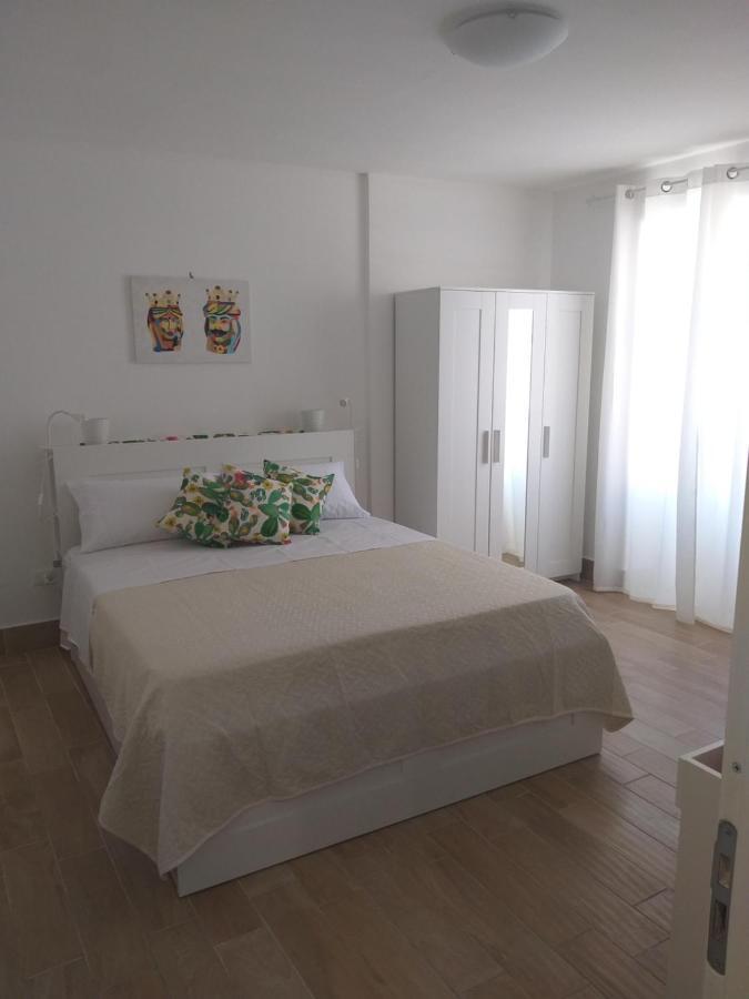 La Camera Di Stella - Ai Normanni Guest house 2*