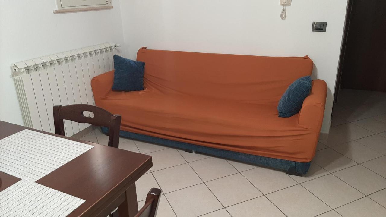 A Giusino 55-holiday With Terrace Near Mondello Apartment