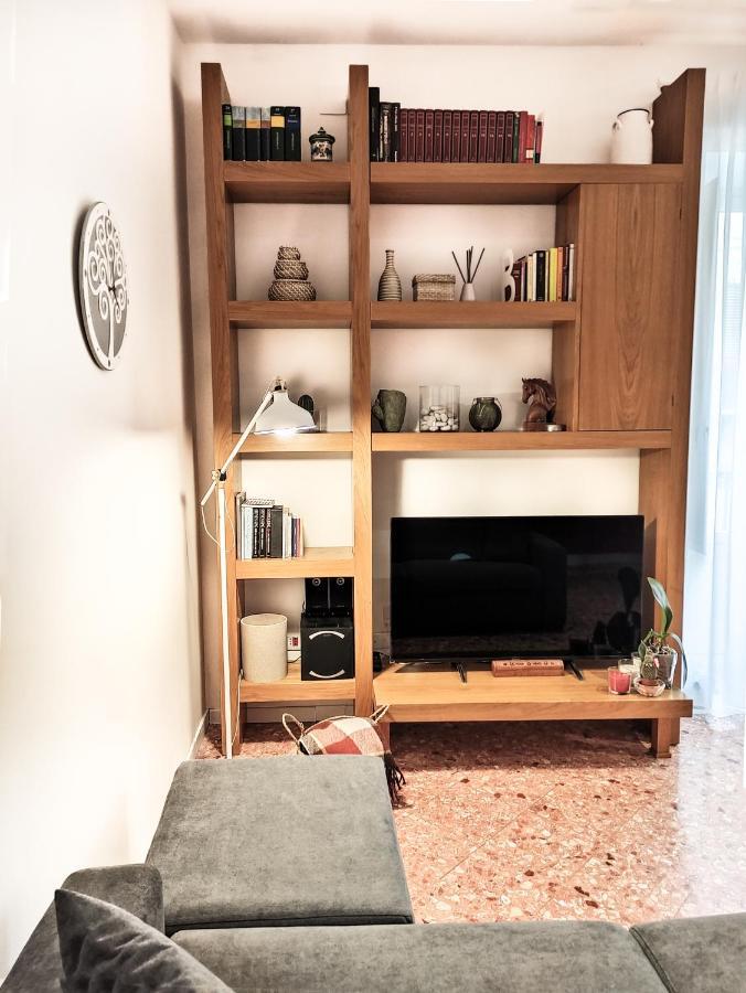 Apartment Porta Vicari With View In Downtown