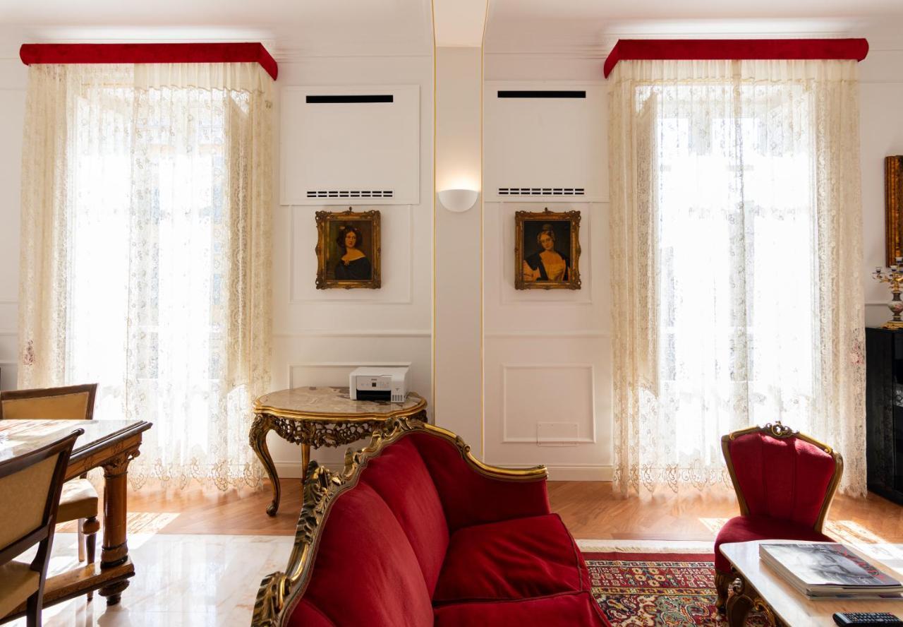 Le Rose Di Nonna Maria, Di Lusso In Centro Citta Apartment