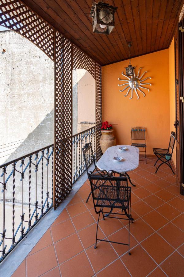 Le Rose Di Nonna Maria, Di Lusso In Centro Citta Apartment Palermo