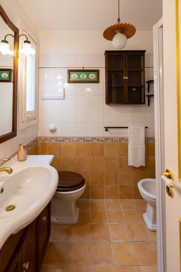 Le Rose Di Nonna Maria, Di Lusso In Centro Citta Apartment