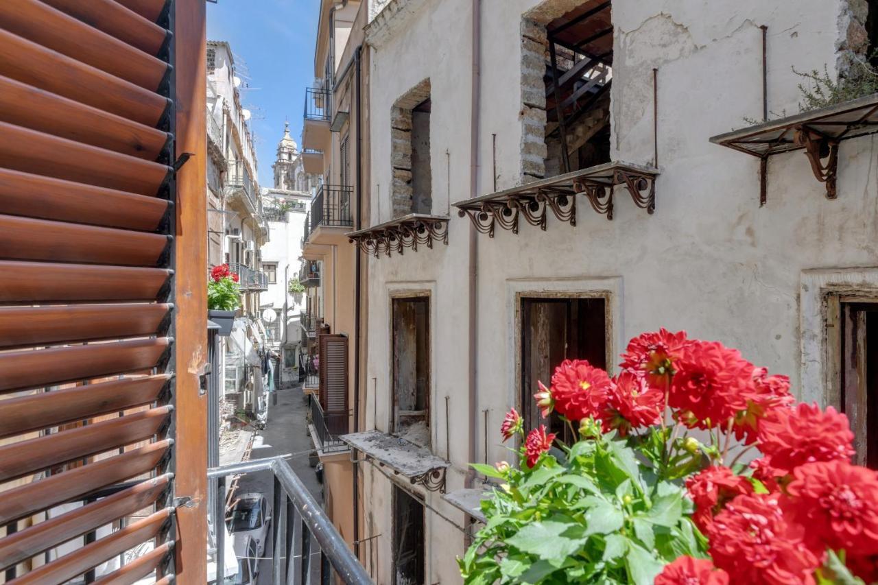 Apartment Vucciria Market With Balconies *