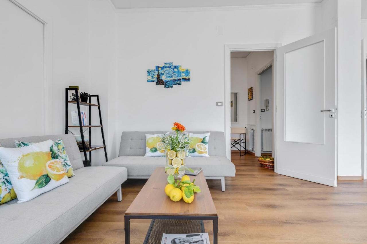 Residenza Dei Poeti - Roomy And Modern Flat Apartamento