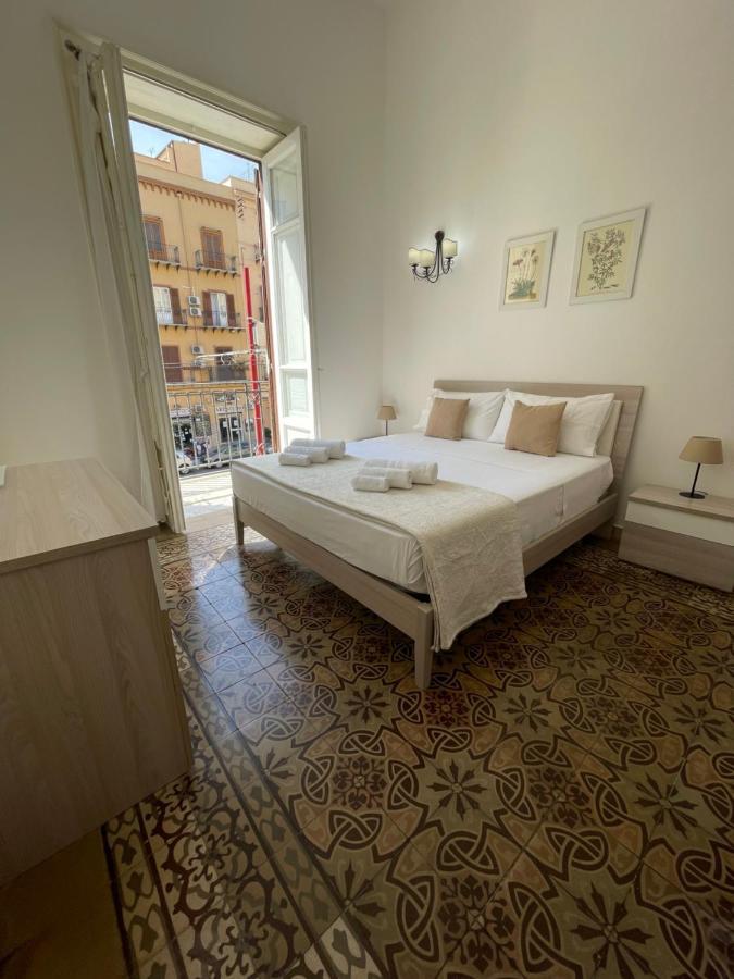 Station Holidays Apartment Palermo